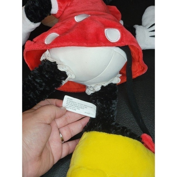 Walt Disney World Minnie Mouse Plush/Red & White Polka Dots/17" Tall - Picture 4 of 5